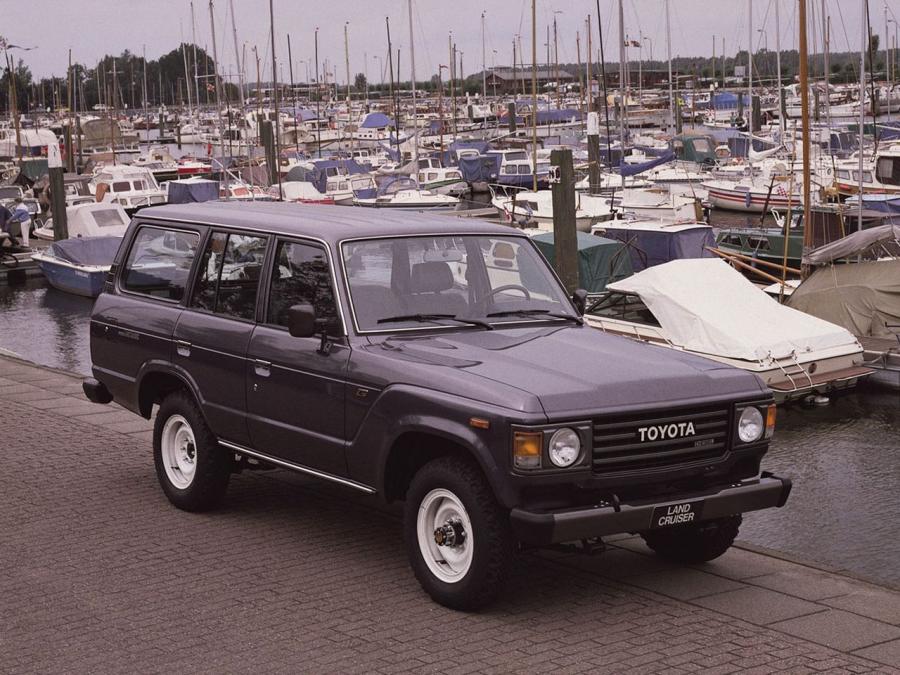  Toyota Land Cruiser 60 Wagon 1980 года  (фото 5 из 18)